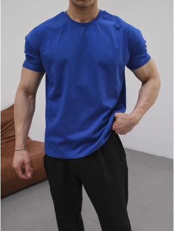 OVERSİZE SAKS MAVİSİ RENK KOLLAR DAR KESİM T-SHİRT