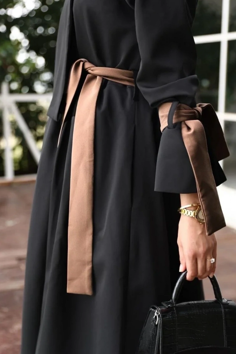 Cappuccino Kuşaklı Siyah Trenç Elbise