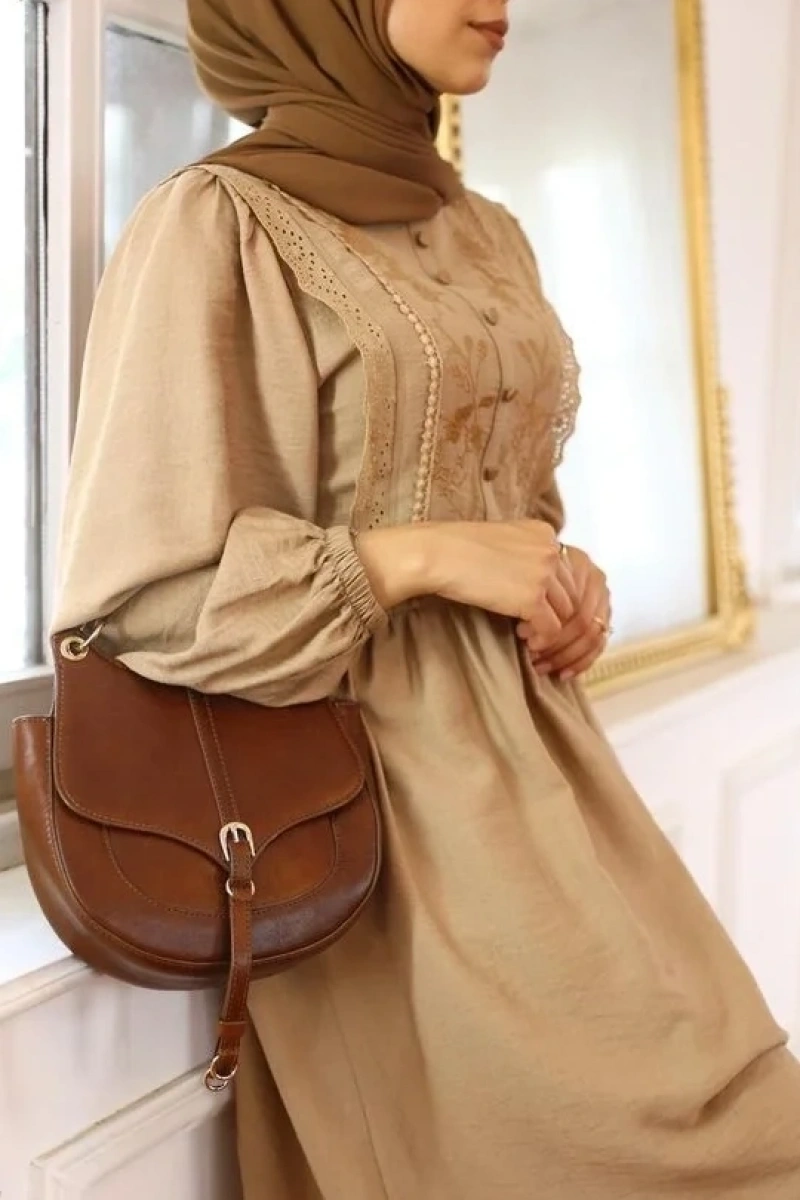 Kadın Nur Nakışlı Elbise-Bej