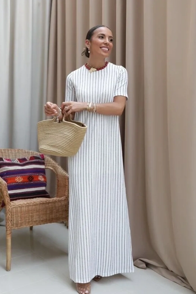 Zübeyde İçlik - Beyaz