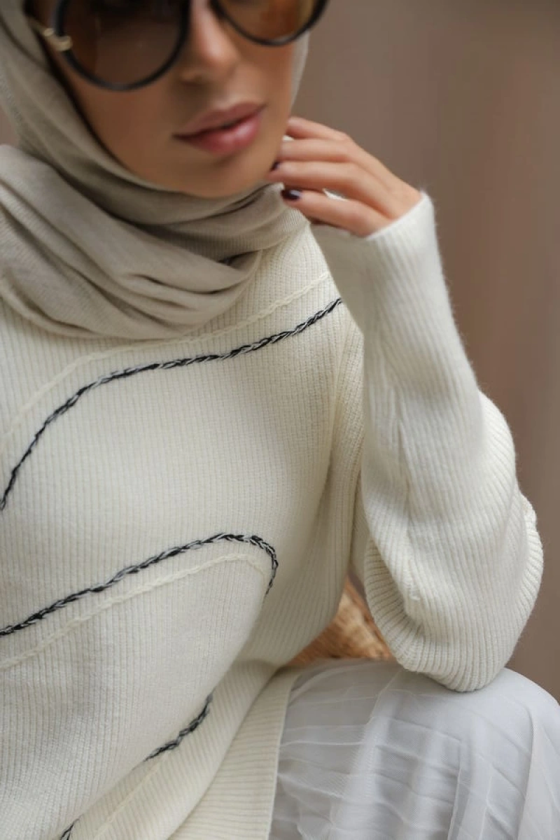 Kadın Asimetrik Dikişli Tüllü Triko Takım-Ekru