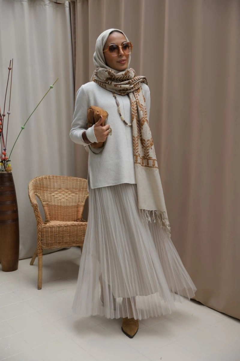 Kadın Dikiş Detaylı Etekli Triko Takım- Gri_