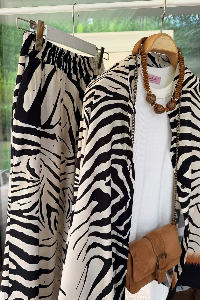 Kadın Pamuklu Zebra Desen İkili Takım