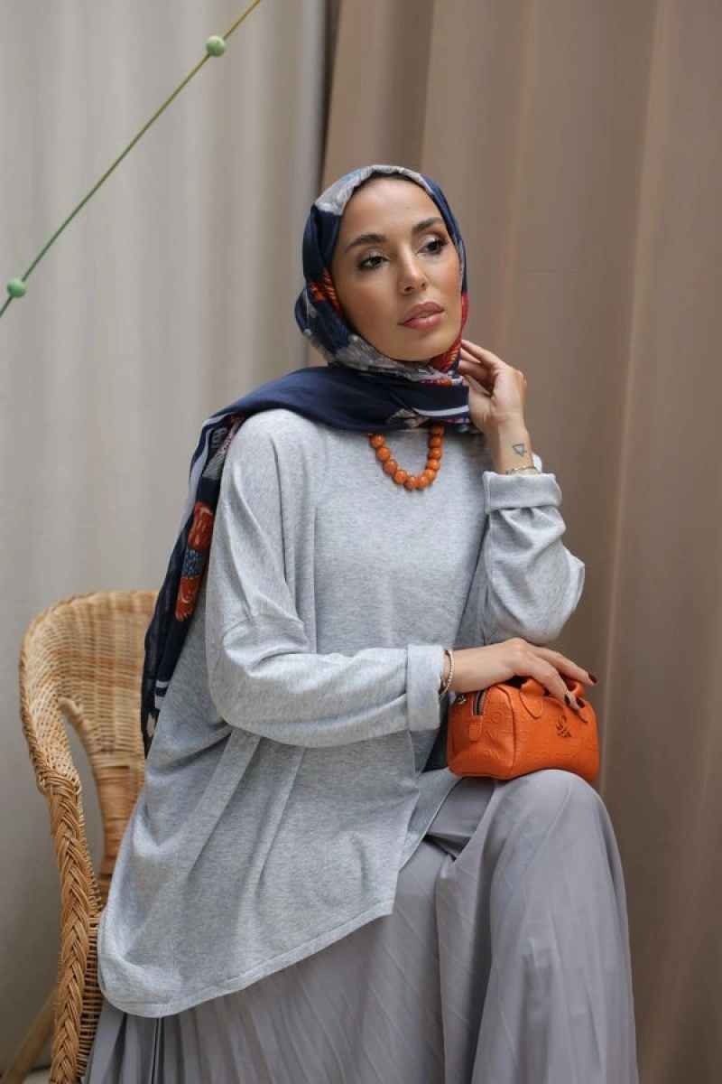 Kadın Pileli Zarafet Takım-Gri