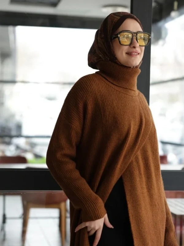 Balıkçı Yaka Triko Tunik Boydan Yırtmaçlı Kiremit