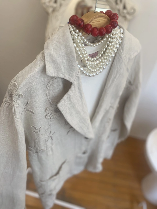 Kadın Önü Cebi Nakışlı Keten Bej Blazer