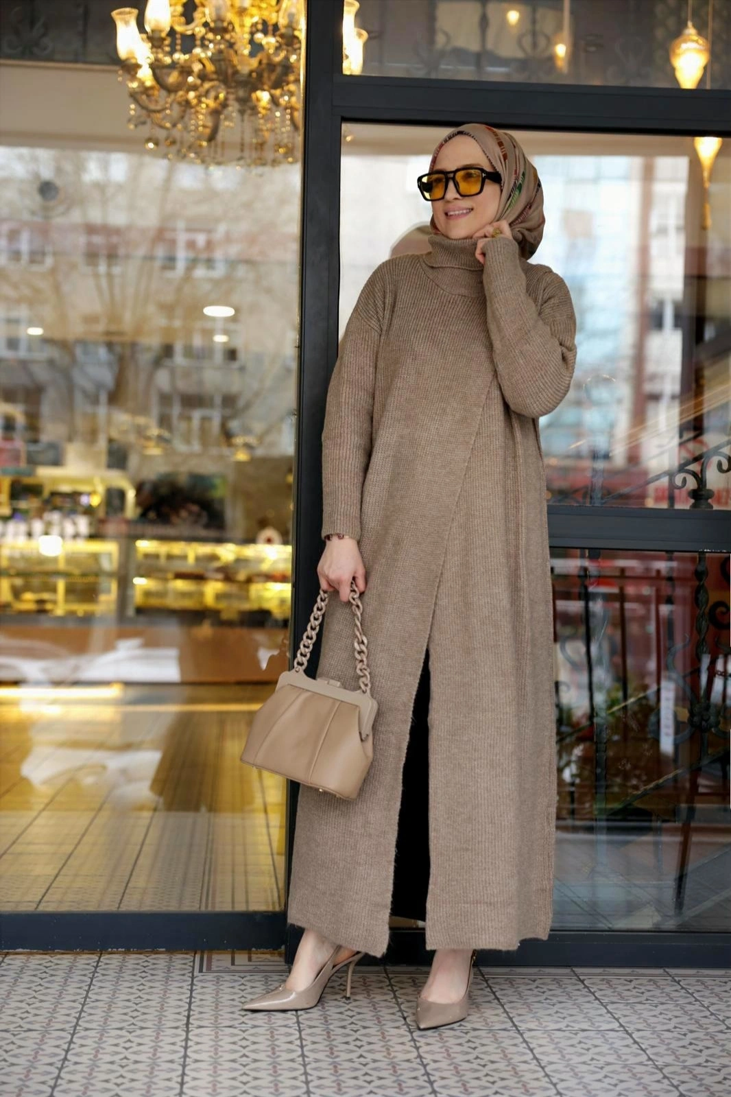 Balıkçı Yaka Triko Tunik Boydan Yırtmaçlı Bej