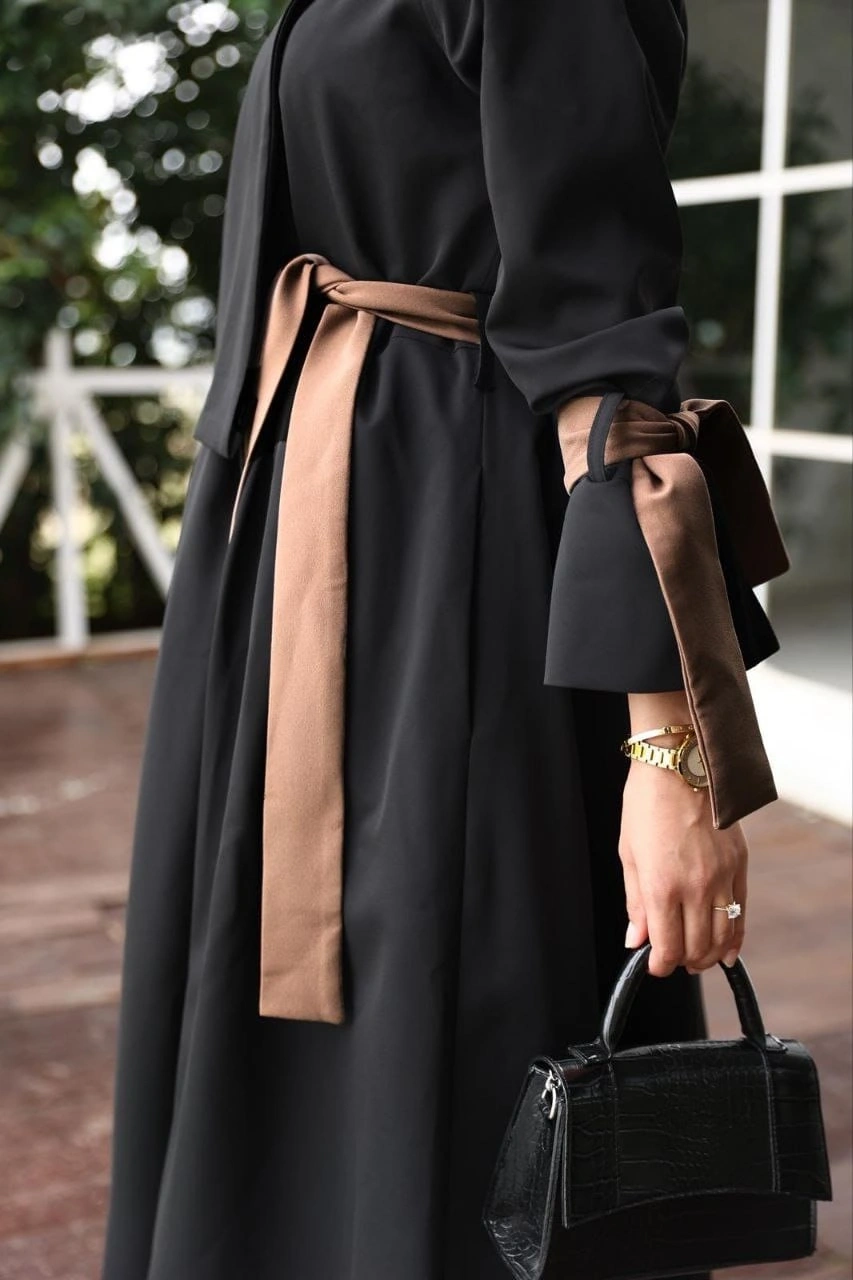 Cappuccino Kuşaklı Siyah Trenç Elbise