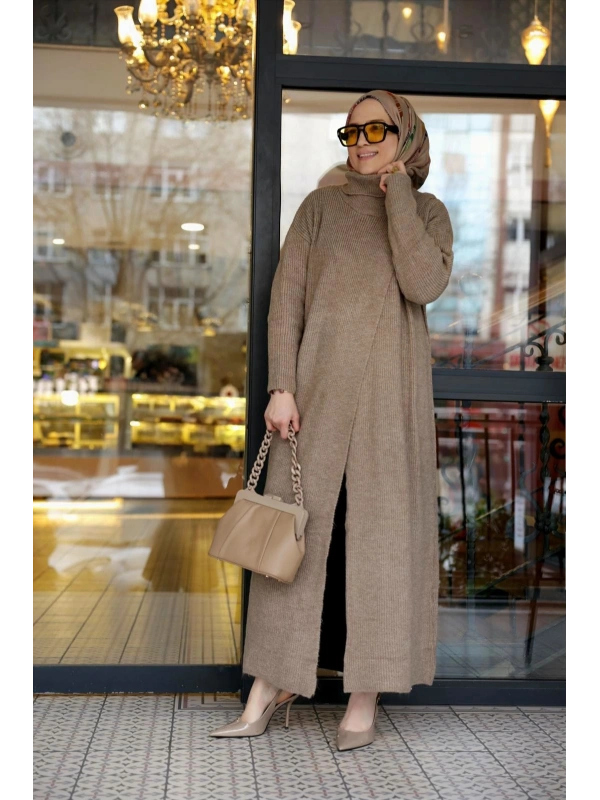 Balıkçı Yaka Triko Tunik Boydan Yırtmaçlı Bej