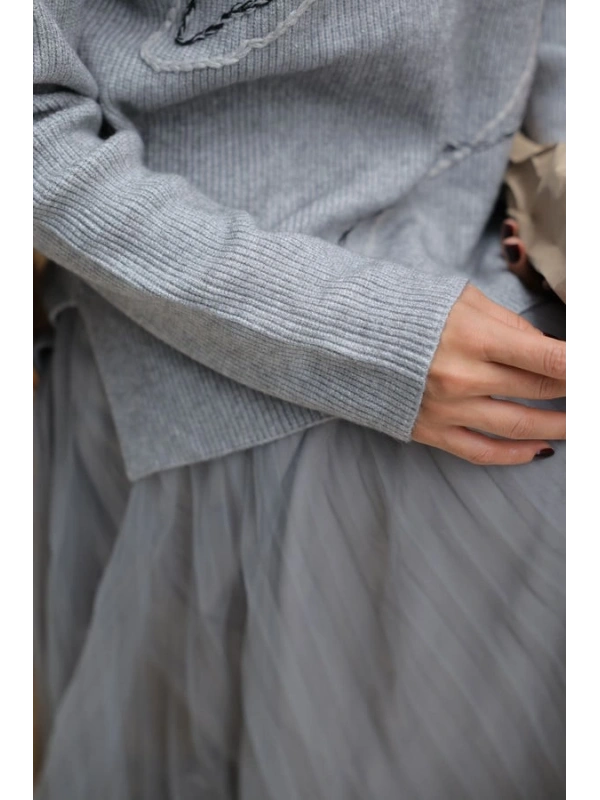 Kadın Asimetrik Dikişli Tüllü Triko Takım-Gri