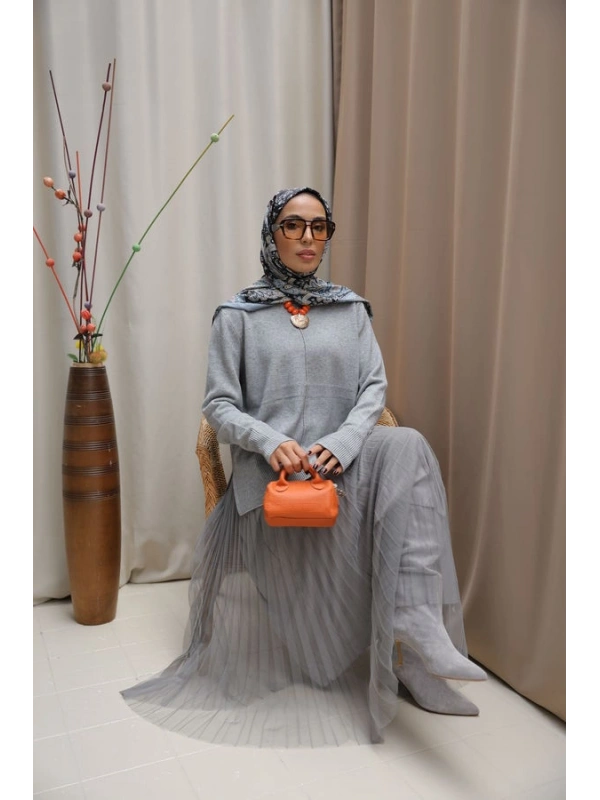 Kadın Dikiş Detaylı Etekli Triko Takım- Gri