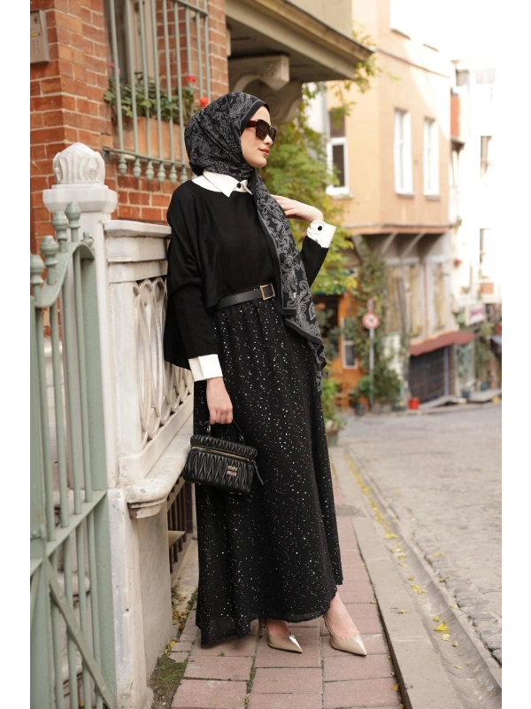 Pullu Astarlı Siyah Etek