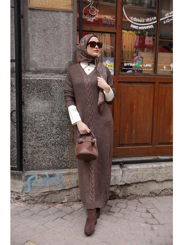 V Yaka Ortası Örgülü Trenç Elbise