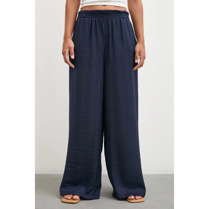 Dökümlü Romantik Pantolon Lacivert