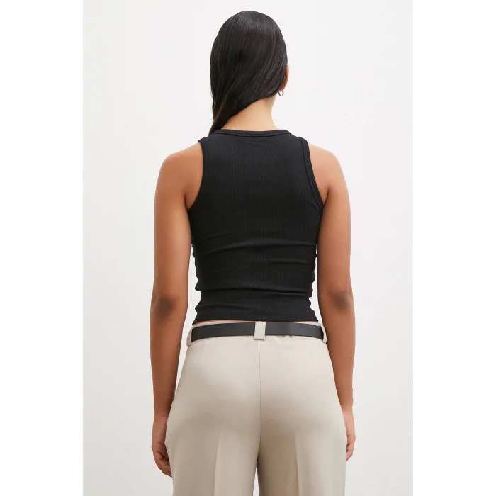 Bisiklet Yaka Top Siyah