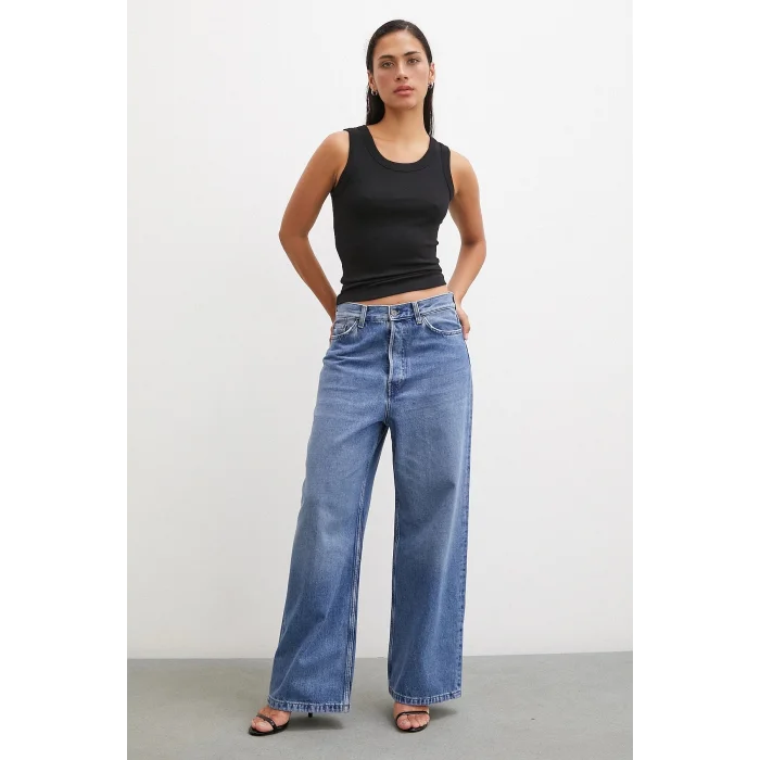 Geniş Biyeli Atlet Siyah