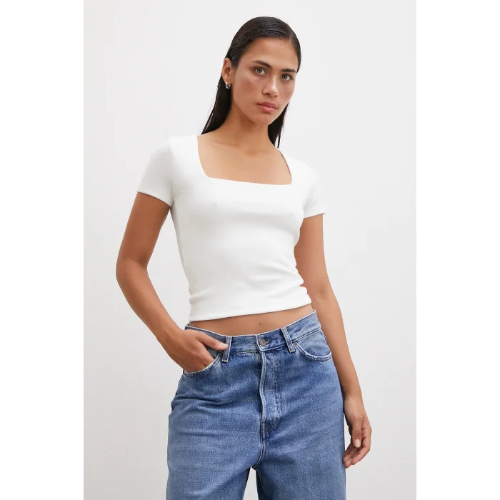 Kare Yaka T-shirt Beyaz