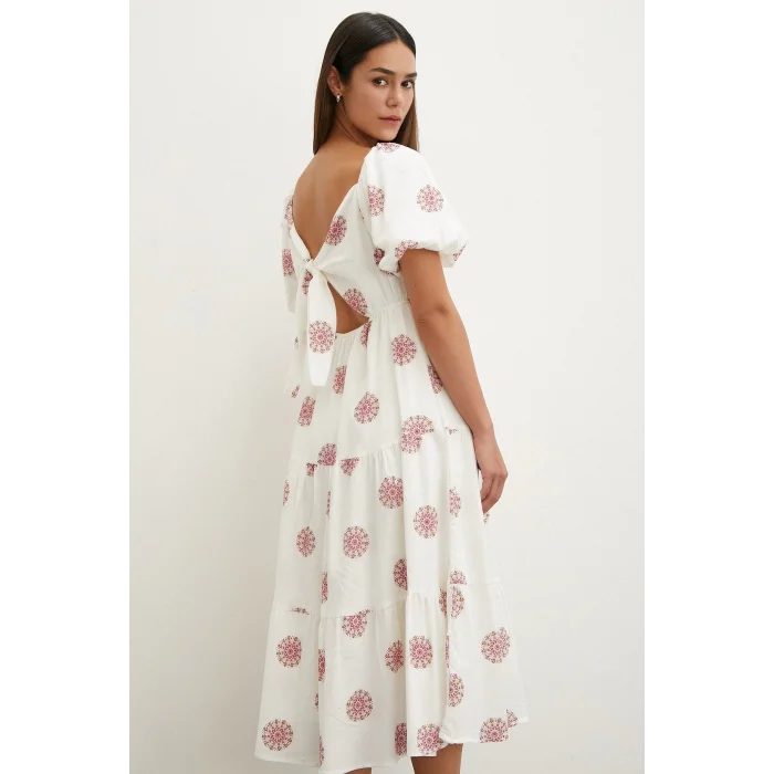 Sırtı Fiyonklu Keten Elbise Pembe