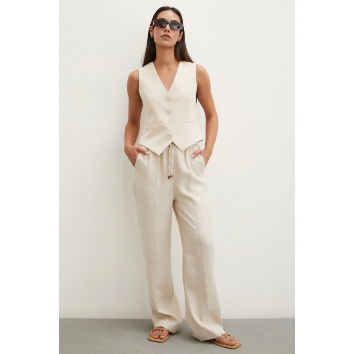 Belden Bağlamalı Pantolon Bej