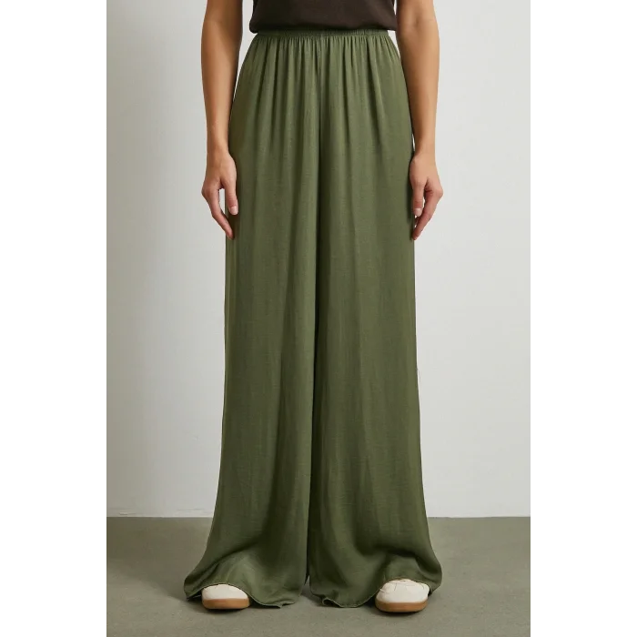 Beli Lastikli Dökümlü Geniş Paça Pantolon Haki