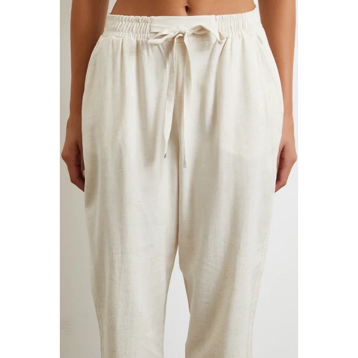 Beli Lastikli Klasik Pantolon Bej