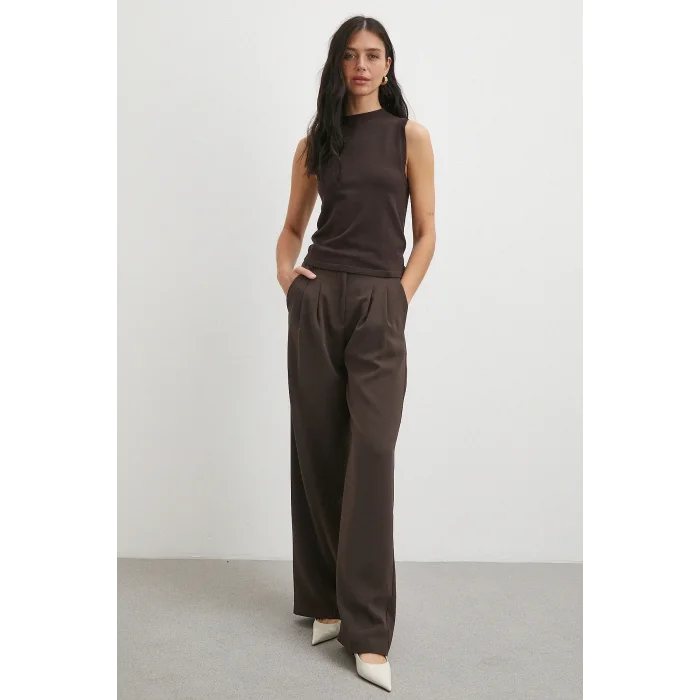 Beli Lastikli Pileli Geniş Paça Pantolon Kahve