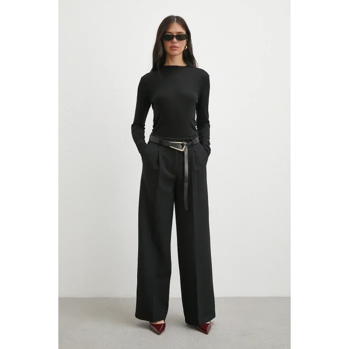 Deri Kemerli Geniş Paça Pantolon Siyah