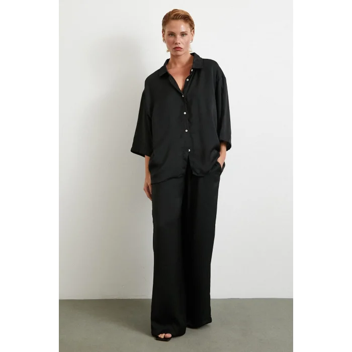 Dökümlü Romantik Pantolon Siyah