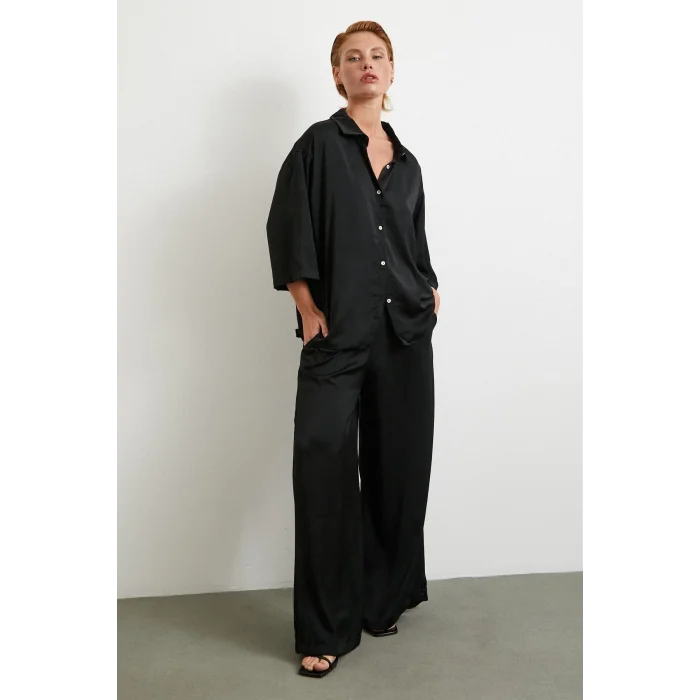 Dökümlü Romantik Pantolon Siyah