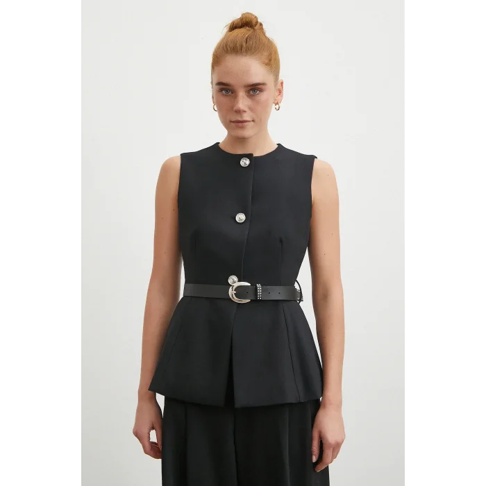 Kemerli Bisiklet Yaka Üç Düğmeli Yelek Siyah