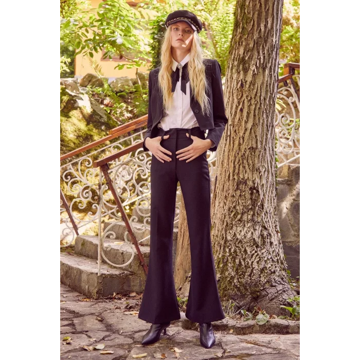 Kemerli İspanyol Paça Pantolon Siyah