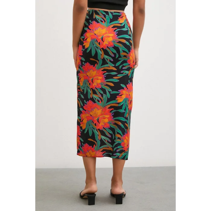 Önü Fırfırlı Desenli Etek Yeşil