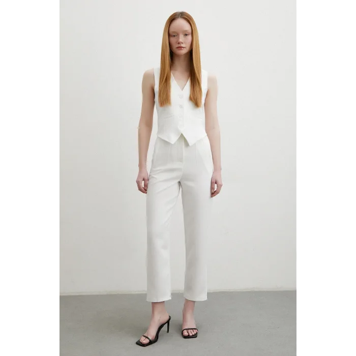 Önü Pensli Skinny Kumaş Pantolon Ekru