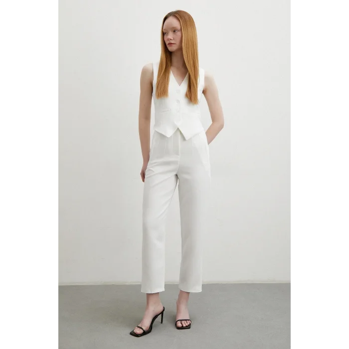 Önü Pensli Skinny Kumaş Pantolon Ekru