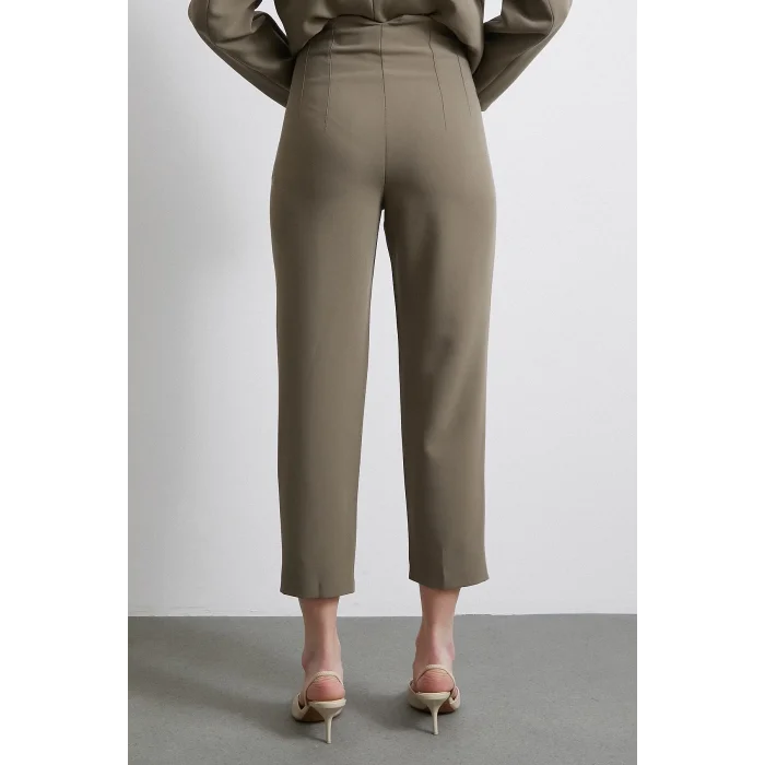 Önü Pensli Skinny Kumaş Pantolon Haki