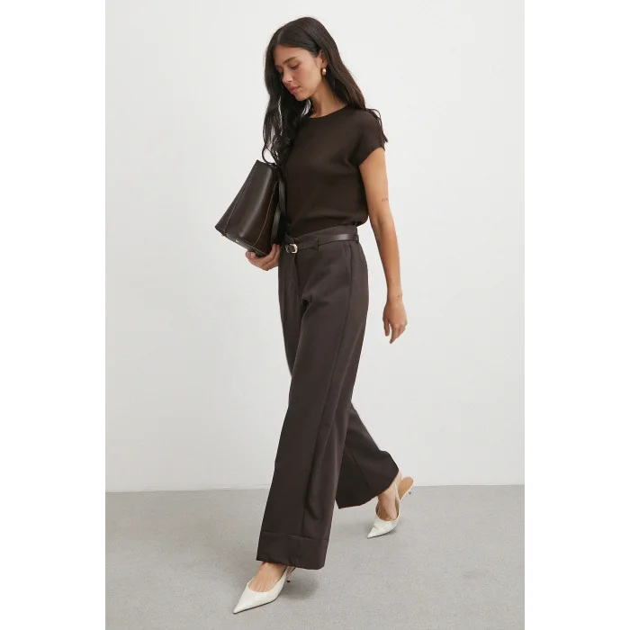 Yüksek Bel Paça Detaylı Kemerli Pantolon Kahve