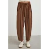 Bağcıklı Beli Lastikli Pileli Pantolon Kahve