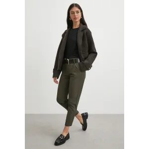 Kemerli Havuç Paça Pantolon Haki