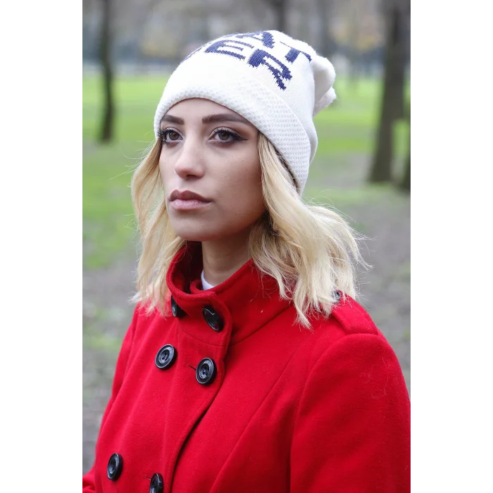 Kadın Bere Beyaz 1257