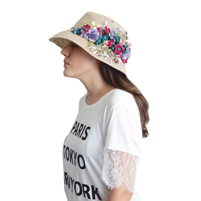 Çiçek Demetli Kadın Şapka
