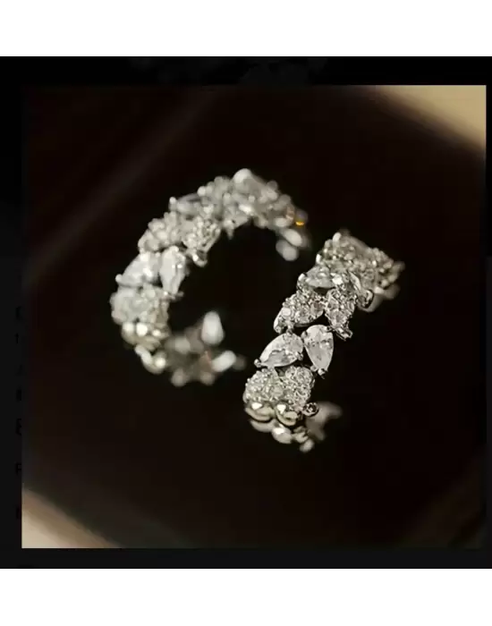 Zircon Maksent Küpe