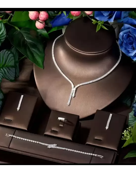 Zircon Set (Kolye Bileklik Küpe Yüzük)(2)