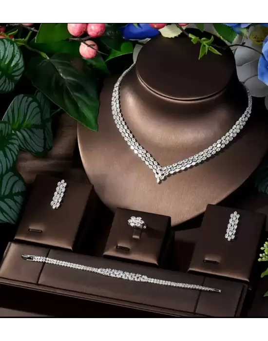 Zircon Set (Kolye Bileklik Küpe Yüzük)(2)