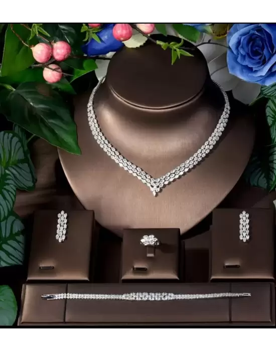 Zircon Set (Kolye Bileklik Küpe Yüzük)(2)