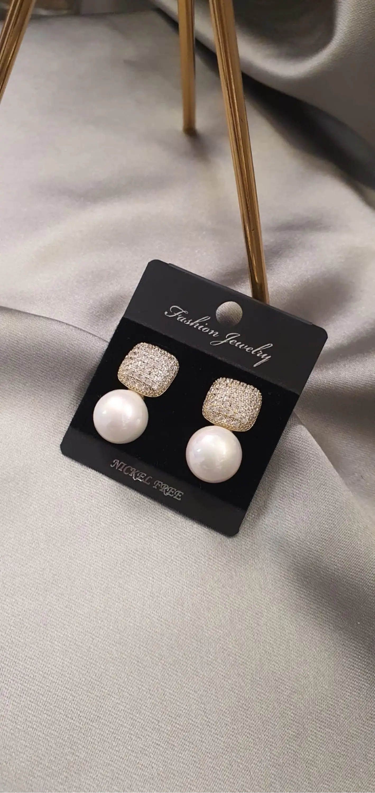 Gentiana Küpe (Gold)*