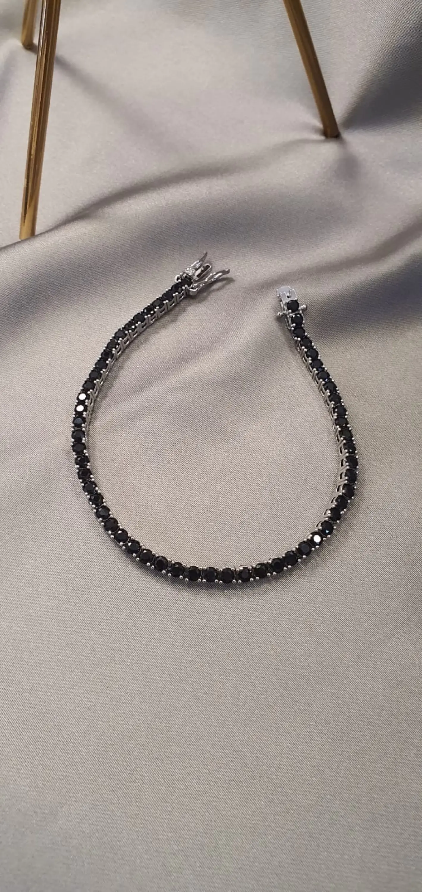 Zircon Black Su Yolu Bileklik