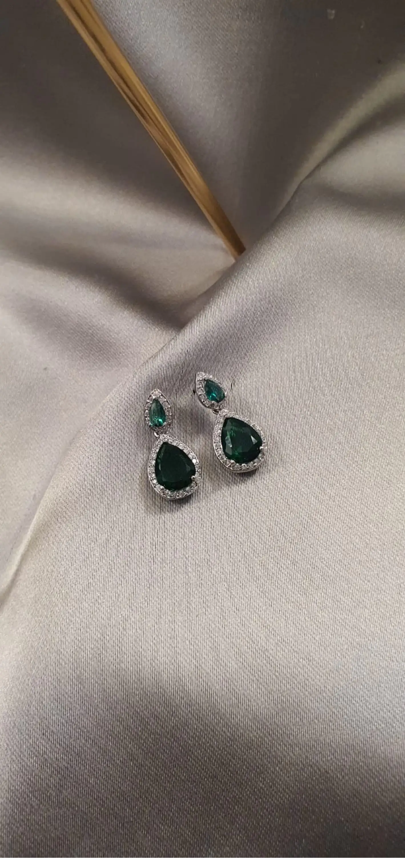 Zircon Pauline Küpe