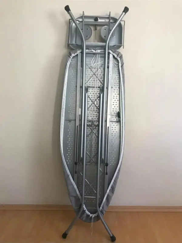 Ütü Masası Örtüsü Renkli Keçeli 52 cm * 140 cm Lastikli 1 paket