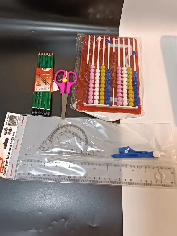 En Kullanışlı Okul Kırtasiye Seti 16 Çeşit Ürün