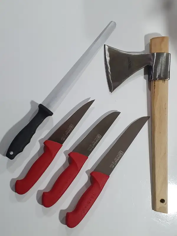 Handmade Sürmene Sürbisa Paltalı Kasap Kurban Et Doğrama Seti 4 lü + Masat